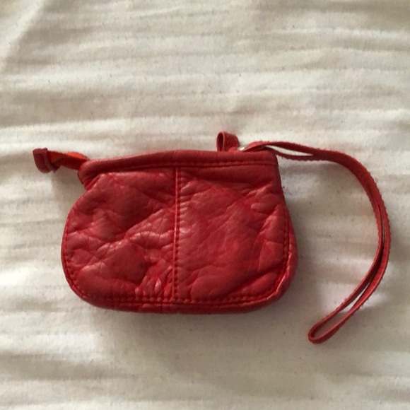 Coral Wristlet - Picture 2 of 3